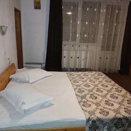Pensiunea Sorina Casa Alba Moeciu De Sus Zewnętrze zdjęcie